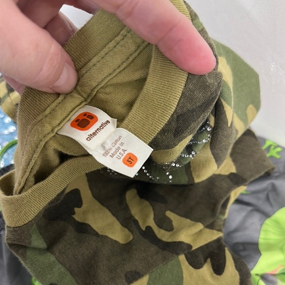 Alternative Camouflage Green Brown Short Sleeve Tee cowgirl - Picture 3 of 3